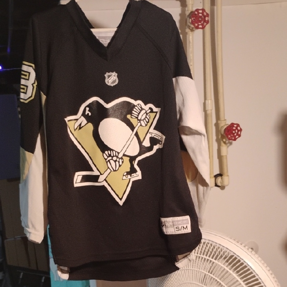 Official Licensed NHL PENGUINS jersey